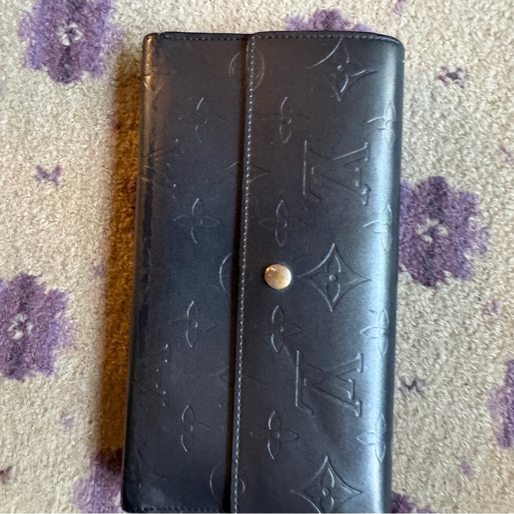 Louis Vuitton Navy Leather wallet / clutch